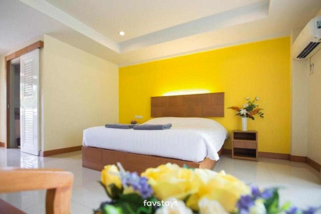 Twin Palms Suites And Residence باتايا المظهر الخارجي الصورة