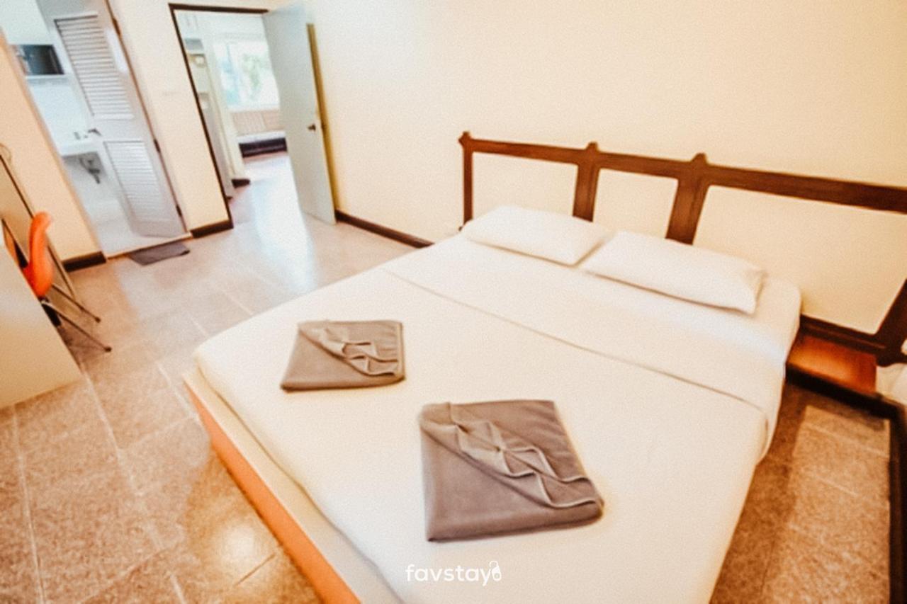 Twin Palms Suites And Residence باتايا المظهر الخارجي الصورة