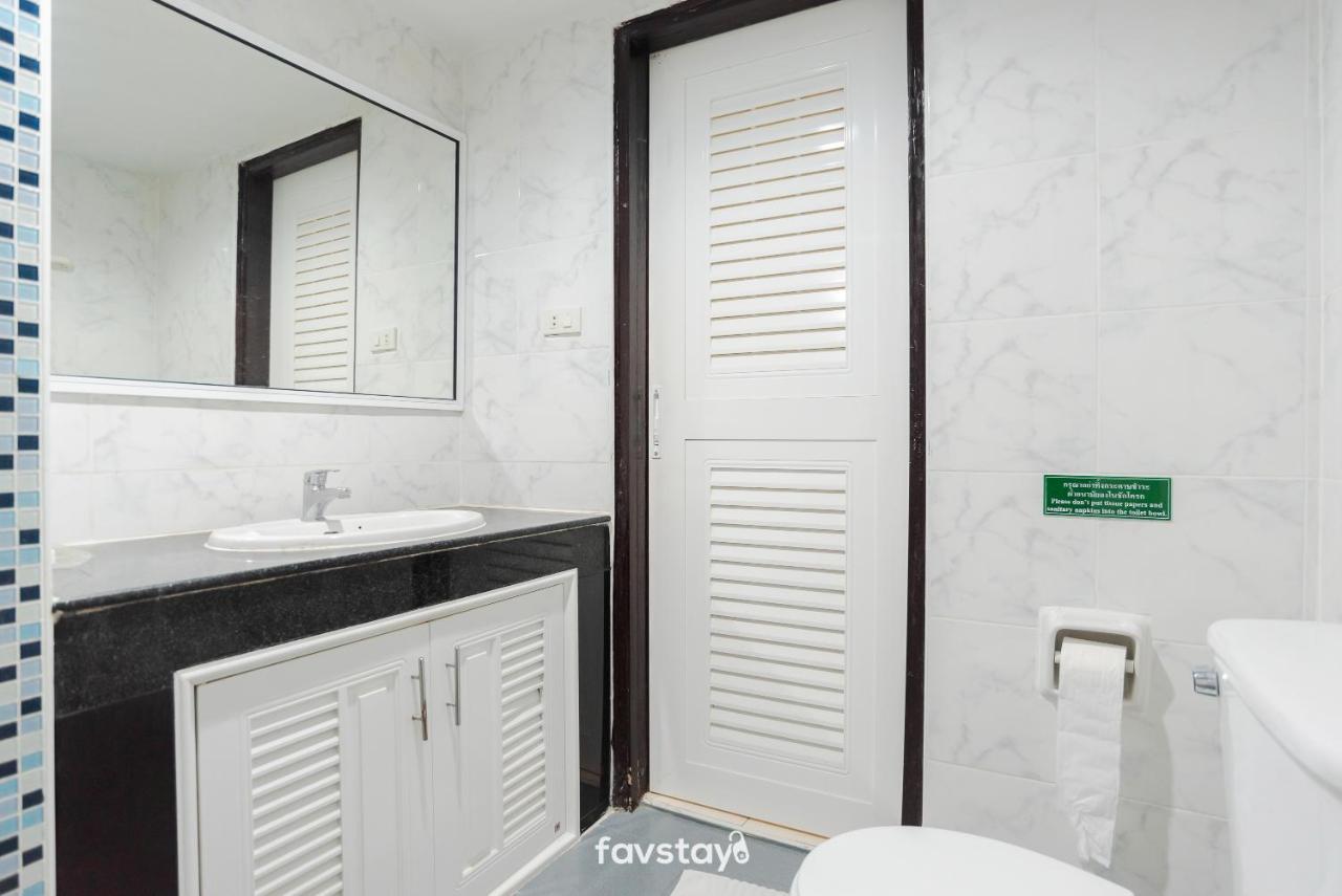 Twin Palms Suites And Residence باتايا المظهر الخارجي الصورة